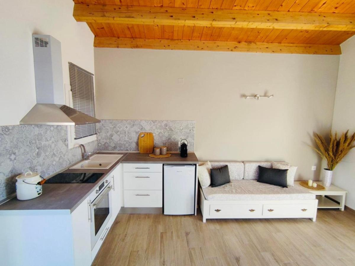 Nereides Apartments Ájosz Górdiosz Kültér fotó